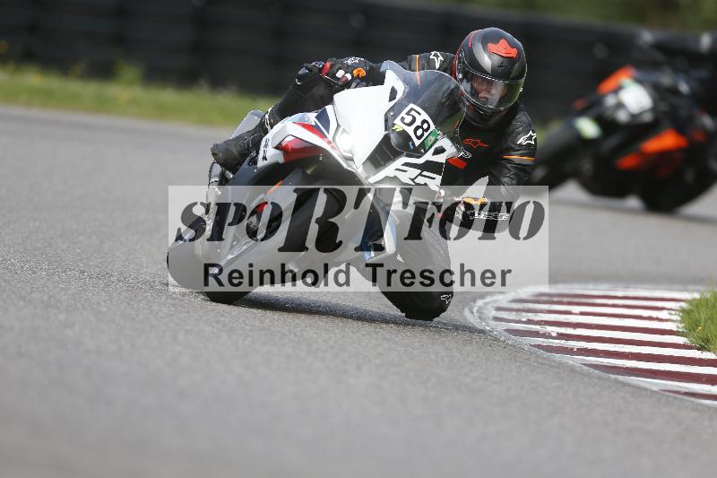 /53 16.09.2025 Track Day Domi Aegerter ADR/Gruppe gruen/58